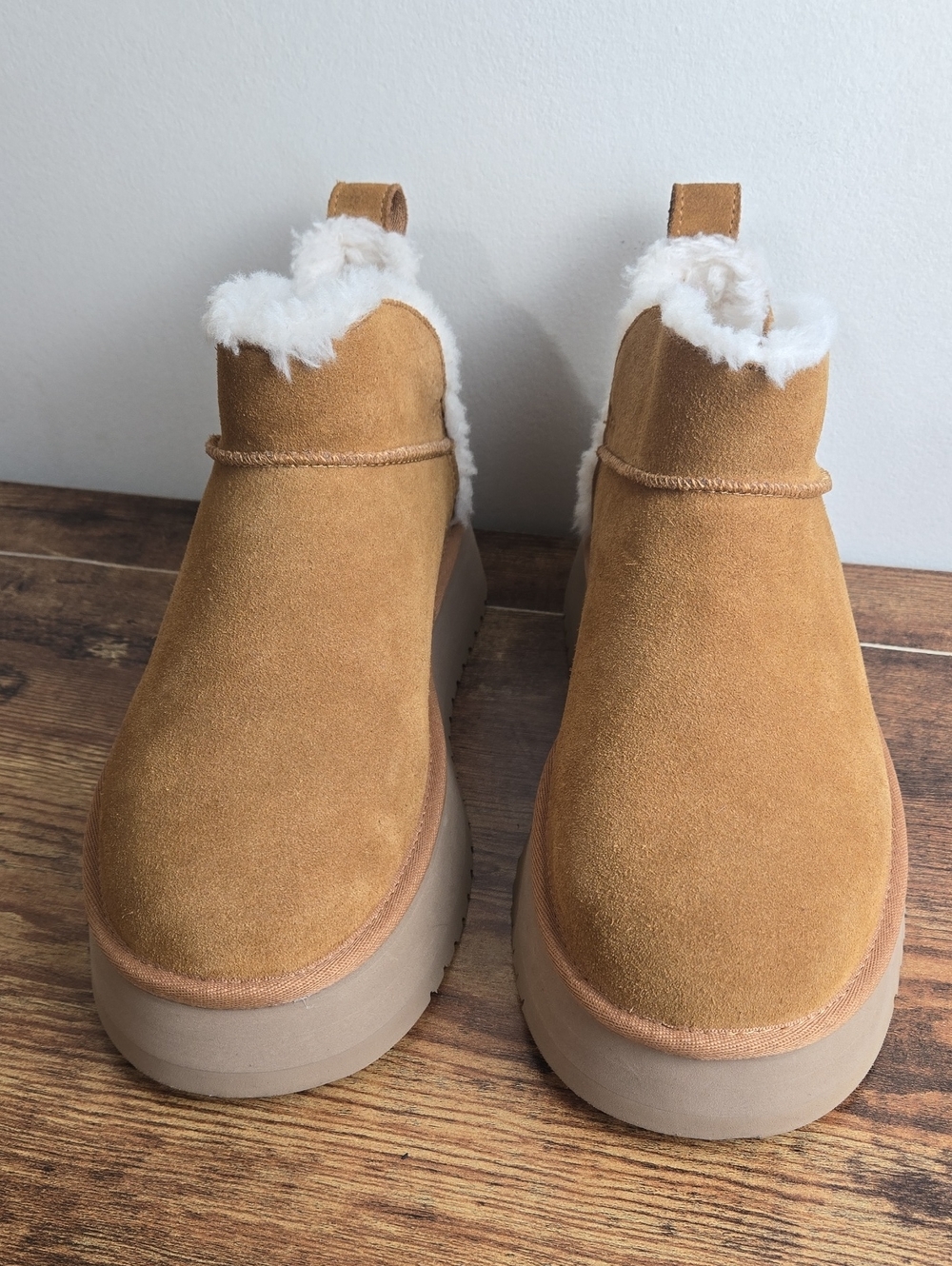 Koolaburra by UGG Suede Faux-Fur Koola Ultra Mini Platform Booties Sz 8 - NWOT